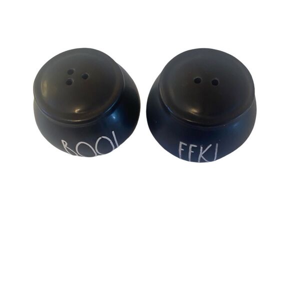 Rae Dunn Artisan Collection Boo & Eek Black Ceramic Cauldron S&P Shaker Set. - Picture 6 of 7